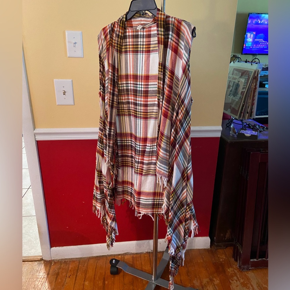 Cato Plaid Vest